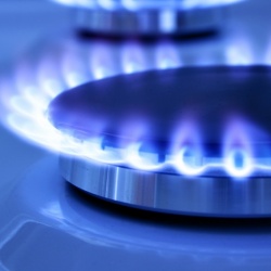 Аккуратно с газом!